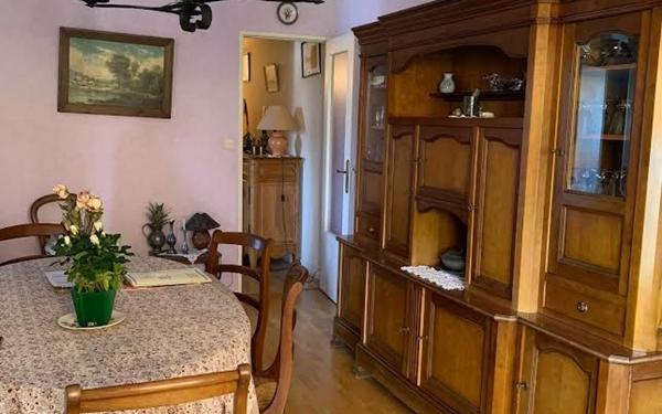 Appartement à vendre    3 pièces • 70 m2 Nevers