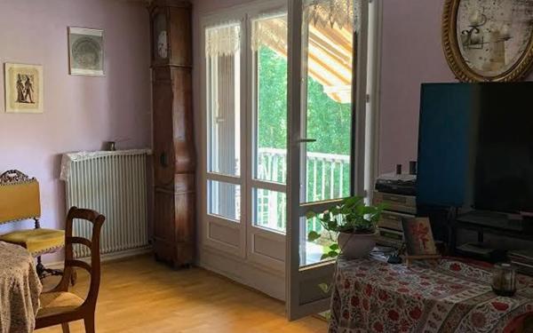 Appartement à vendre    3 pièces • 70 m2 Nevers