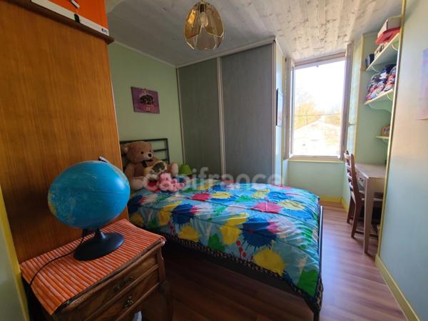 Maison de village à Aulnay 5 pièces