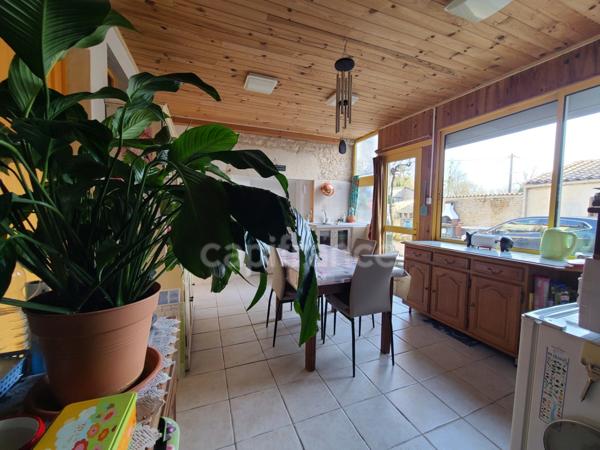 Maison de village à Aulnay 5 pièces