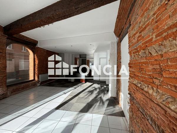 Location Local commercial 1 pièce 36 m² - 1 Place des marchands Rieumes 31370