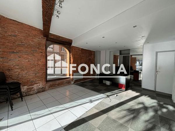 Location Local commercial 1 pièce 36 m² - 1 Place des marchands Rieumes 31370