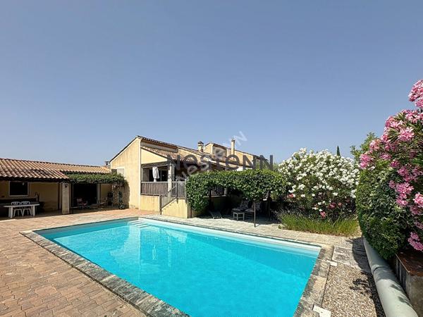 Maison Camaret-sur-aigues 6 pièce(s) d'environ 127m² habitables