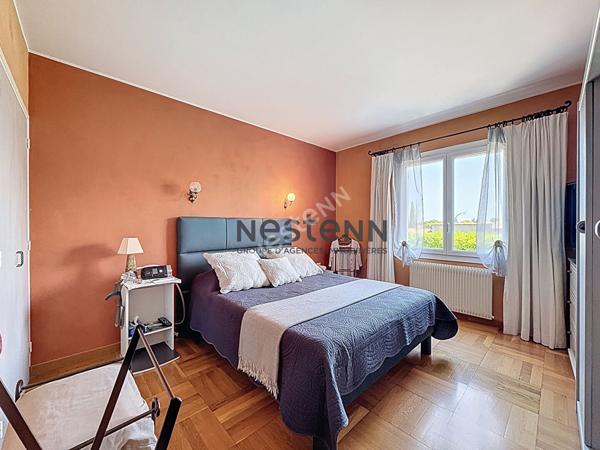 Maison Camaret-sur-aigues 6 pièce(s) d'environ 127m² habitables