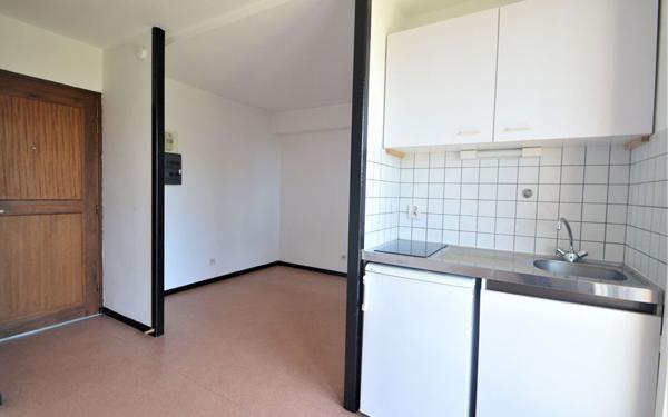 Appartement à louer    1 pièce •  Pau