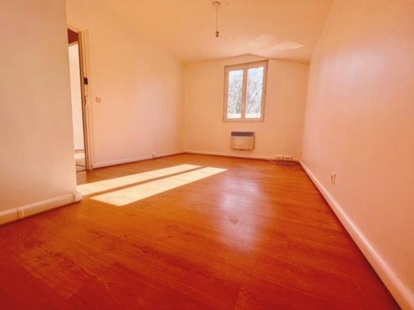 Immeuble à BOURRON MARLOTTE (77780)