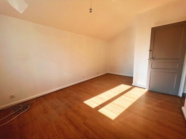 Immeuble à BOURRON MARLOTTE (77780)