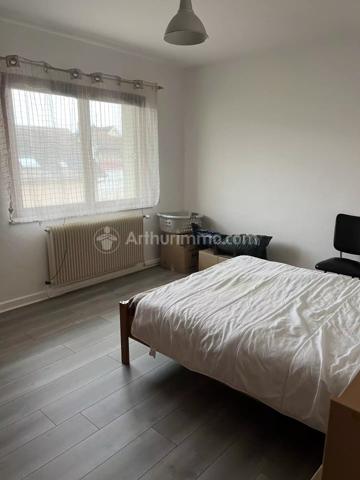 Location                                                      Appartement
                        
                     2 pièces                      50 m2                     à Seloncourt