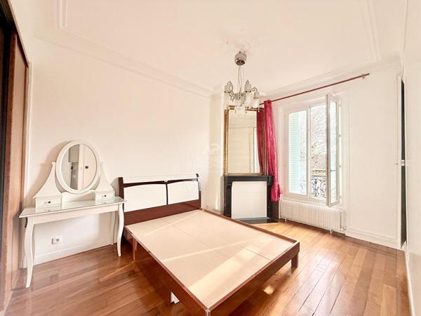 Appartement Houilles 4 pièce(s) 72.53 m2 €350 000 ** - Référence 7602