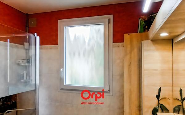 Maison à vendre    4 pièces •  Montluçon