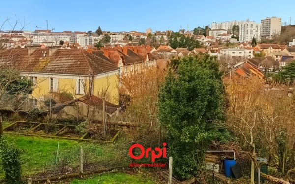 Maison à vendre    4 pièces •  Montluçon