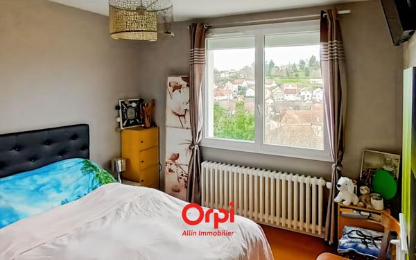 Maison à vendre    4 pièces •  Montluçon