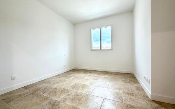 Maison à vendre    4 pièces •  Caveirac