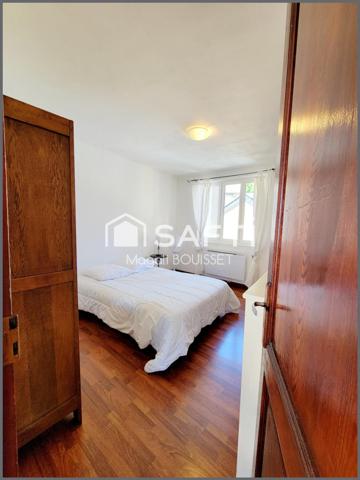 En région Midi Pyrénées Appartement T3 de 40,59m², 6 couchages, local à ski.