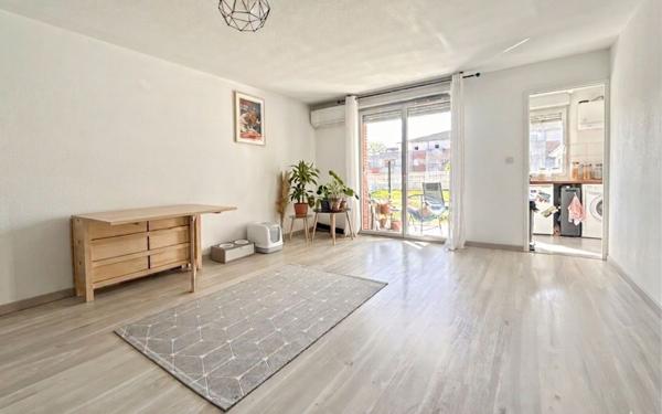 Appartement à vendre    2 pièces • 49,01 m2 Fonbeauzard