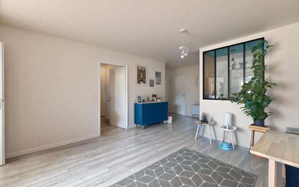 Appartement à vendre    2 pièces • 49,01 m2 Fonbeauzard