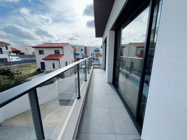 Magnifique villa 5 pièces de 105 m2 sur un terrain 4 faces au sud de Perpignan