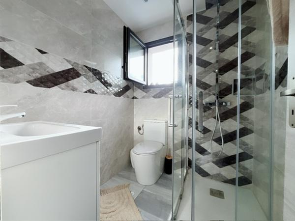 Magnifique villa 5 pièces de 105 m2 sur un terrain 4 faces au sud de Perpignan