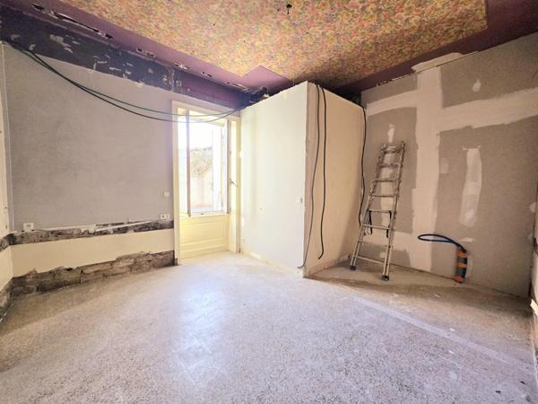 À VENDRE – T2 en plateau de 45 m² – Centre village d’Anse Détails des diagnostics énergétiques