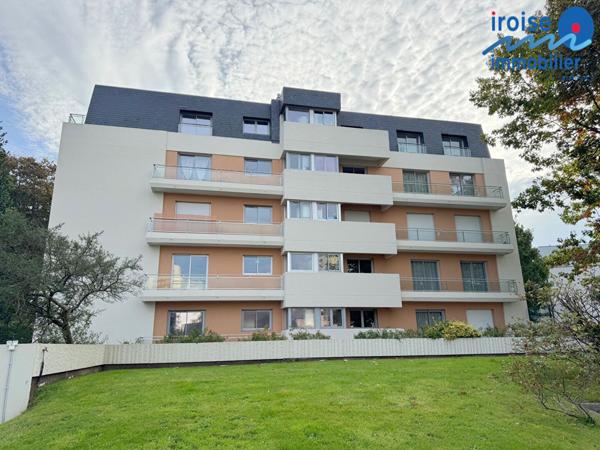 VASTE APPT T6 AVEC GARAGE