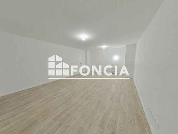 Location Appartement 3 pièces 65.2 m² - 51-53 AVENUE DE LA DIVISION LECLERC Le Bourget 93350