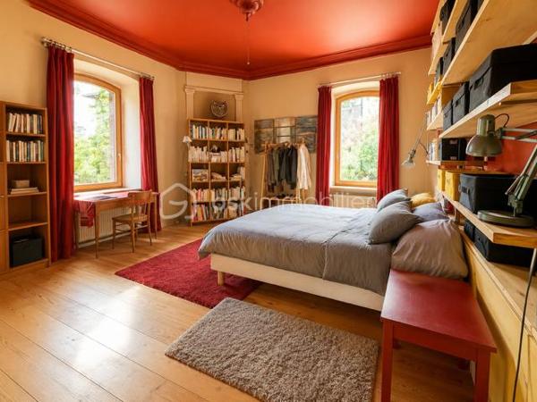 EXCLUSIVITE : Au cœur d'un environnement paisible, superbe maison de caractère rénovée avec gout, alliant authenticité et confort moderne.
Parcelle arborée de 822 m² avec jardin, terrasses, atelier, puits naturel, espace barbecue et piscine à remettre en service.
La maison, sur 3 niveaux, offre de beaux volumes avec parquets, belle hauteur sous plafond, vaste séjour ouvert sur le jardin, 3 chambres avec salle de bain + salle d'eau/toilettes.
Au 2ème étage, on découvre un  appartement T 3 (70 m² environ);
Prestations de qualité : toiture refaite, pompe à chaleur, poêle à granules, double vitrage, panneaux solaires, DPE B
Idéal résidence familiale, maison d' hôtes ou projet touristique, possibilité d'acquérir en complément une grange à rénover (100 m²) ainsi qu'une maison mitoyenne de 79 m² avec terrasse.