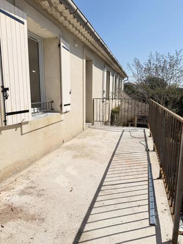 Location Appartement 3 pièces 80 m2 à Cadenet