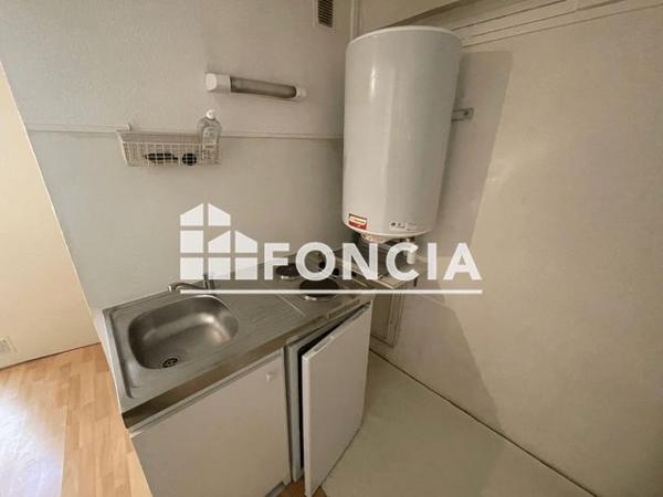 Location Studio 21.85 m² - 13 PLACE DU COLONEL FABIEN Nancy 54000