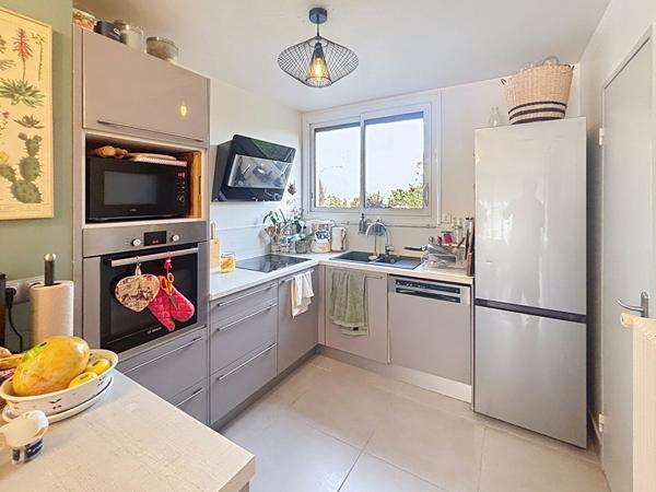 Appartement Massy Les Terrasses 4 pièce(s) 82.31M2