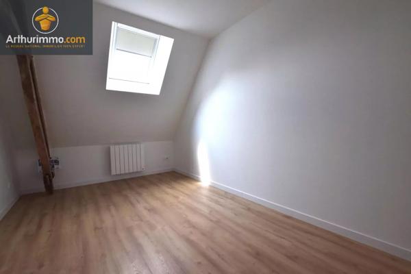 Location                                                      Appartement
                        
                     4 pièces                      65 m2                     à Estrées-Saint-Denis