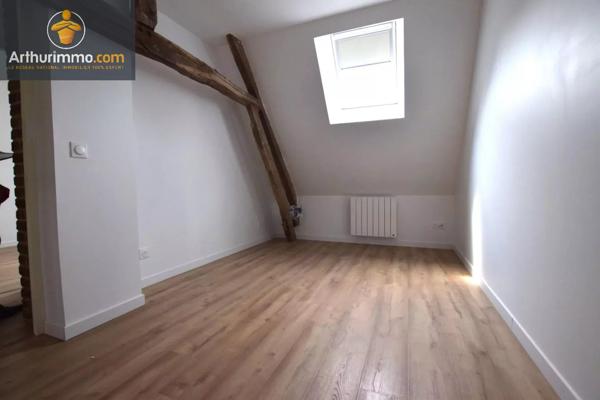 Location                                                      Appartement
                        
                     4 pièces                      65 m2                     à Estrées-Saint-Denis