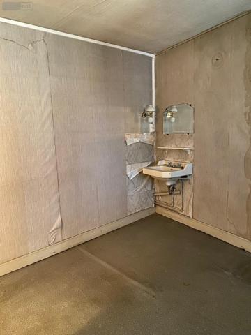 Maison de ville à vendre à Digoin en Saône-et-Loire (71160), ref : M-E-OU   
CENTRE VILLE