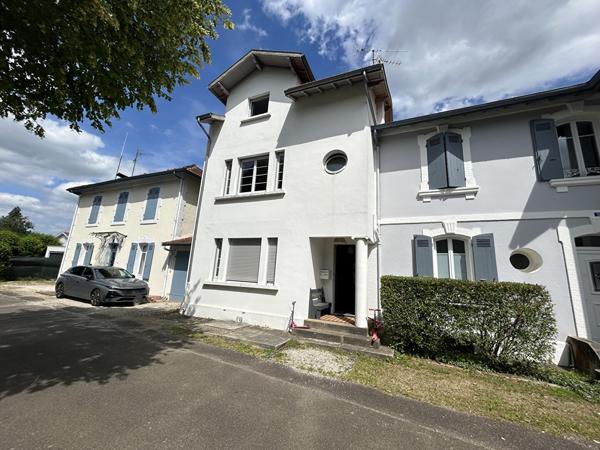 A vendre Maison centre ville Mont De Marsan 4 chambres piscine