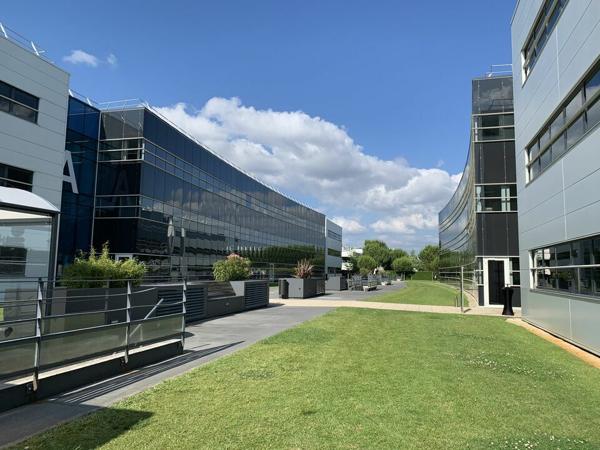 BUREAUX À LOUER - MERIGNAC