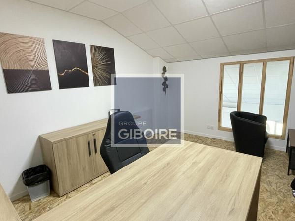 Local d'activites 130 m² à louer LAILL (réf : 35.6762)