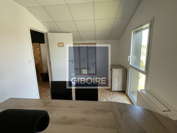 Local d'activites 130 m² à louer LAILL (réf : 35.6762)