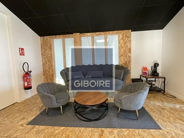 Local d'activites 130 m² à louer LAILL (réf : 35.6762)