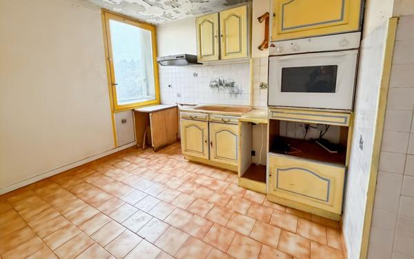 Appartement à vendre    4 pièces • 78 m2 Martigues