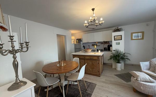 Maison à vendre    3 pièces •  Meschers-sur-Gironde