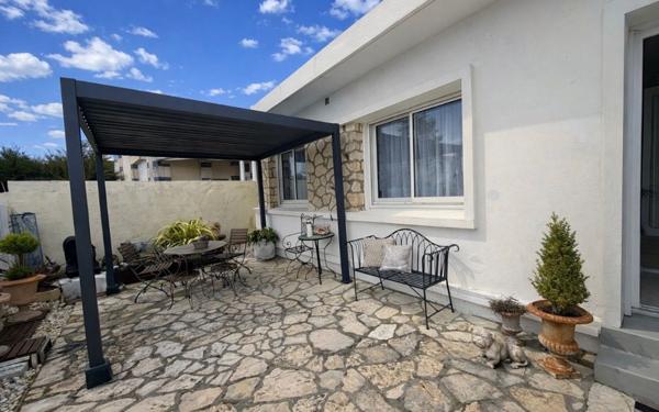 Maison à vendre    3 pièces •  Meschers-sur-Gironde