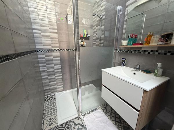 Appartement Corcelles Les Monts 5 pièce(s) 80.19 m2