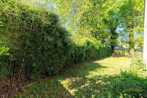 A vendre Nantes Petit Port Maison en impasse jardin garage