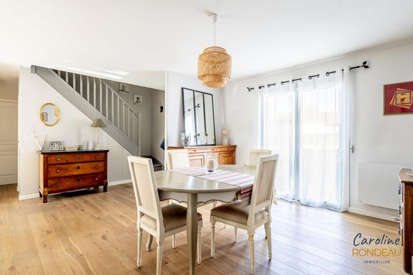 A vendre Nantes Petit Port Maison en impasse jardin garage