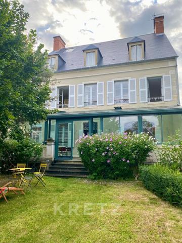 Maison bourgeoise avec jardin