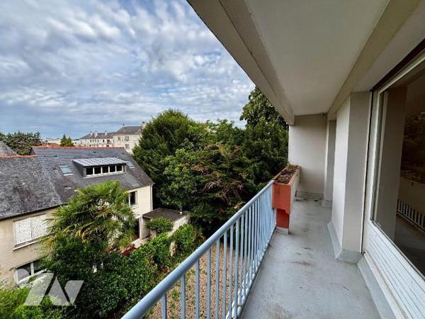 EXCLUSIVITE RENNES RUE DE FOUGÈRES - Appartement de TYPE 3 Au troisième étage, sans ascenseur, ...