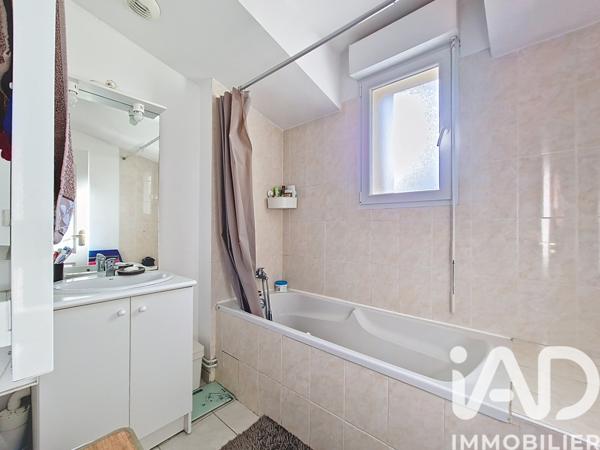 Maison à vendre 4 pièces 91 m² Saint-Fargeau-Ponthierry