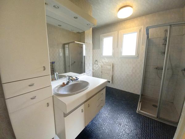 Maison spacieuse sur sous-sol complet à Sonnaz - Idéale pour une famille !