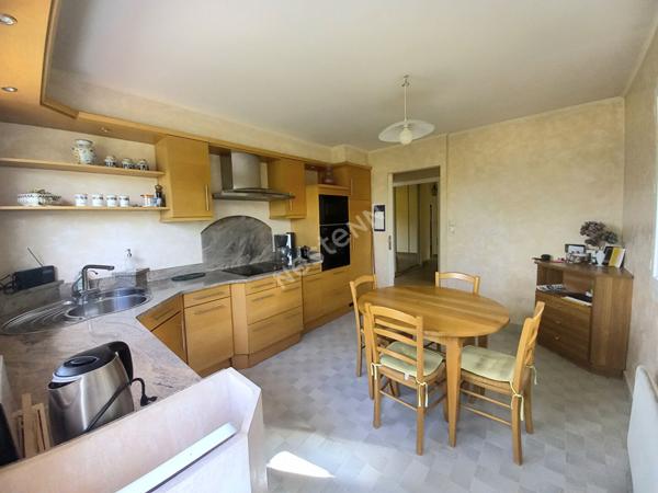 Maison spacieuse sur sous-sol complet à Sonnaz - Idéale pour une famille !