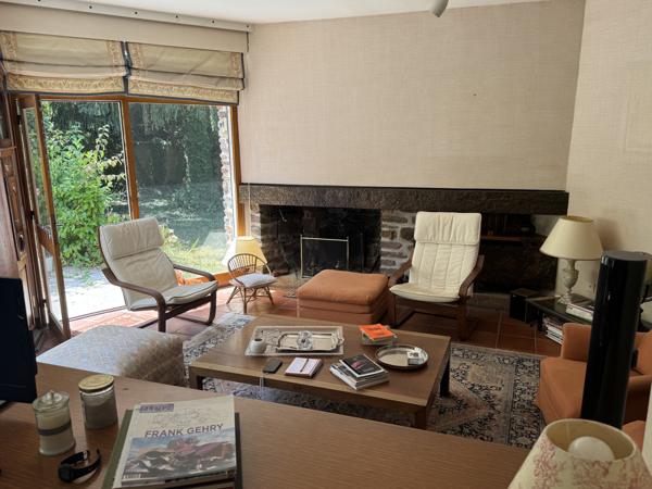 Saint-Grégoire (35760) Maison d'architecte 5 pièces de plain pied Centre ville Saint Grégoire