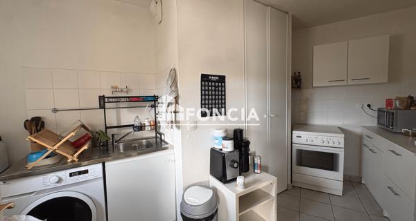 Location Appartement 3 pièces 75.46 m² - Décines-charpieu 69150